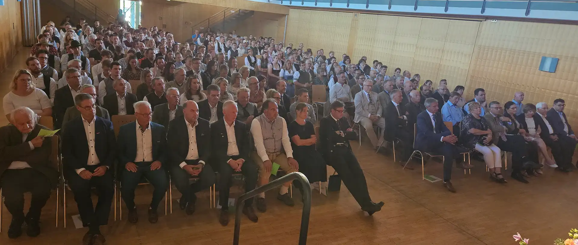 Blick in den Saal - Bild Genehmigung Kreishandwerkerschaft Freising